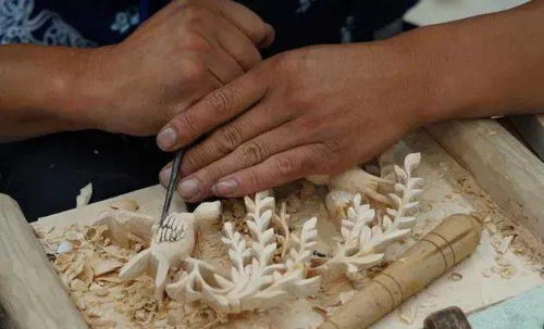 當 觀燈賞花 遇上 非遺和文創(chuàng)大集